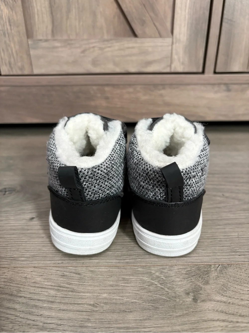 New Toddler Boy Dr Scholls Fleece Lined Velcro Shoes Boots Size 5